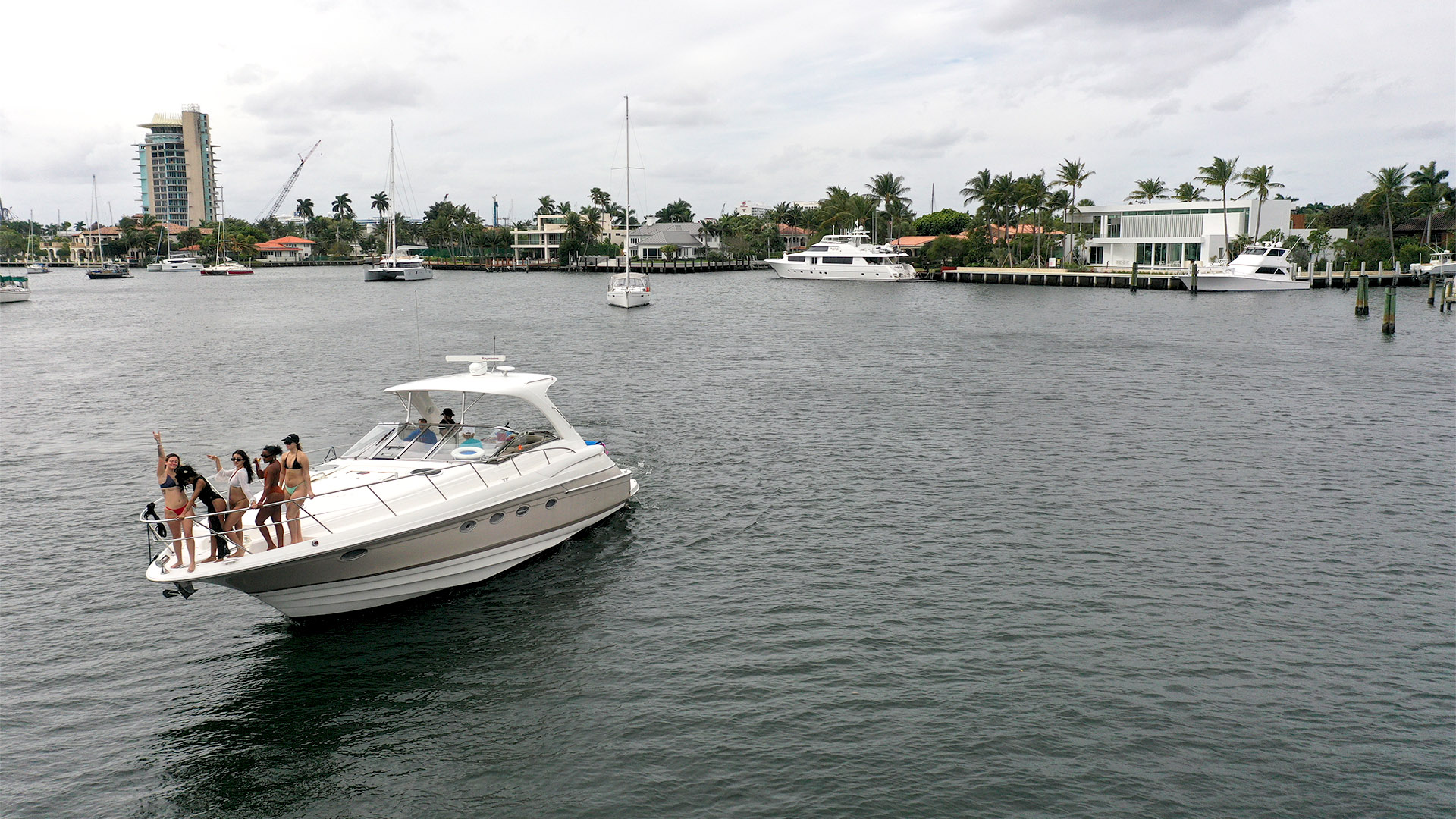 Lauderdale Yacht Charters Gallery Page Pic 13