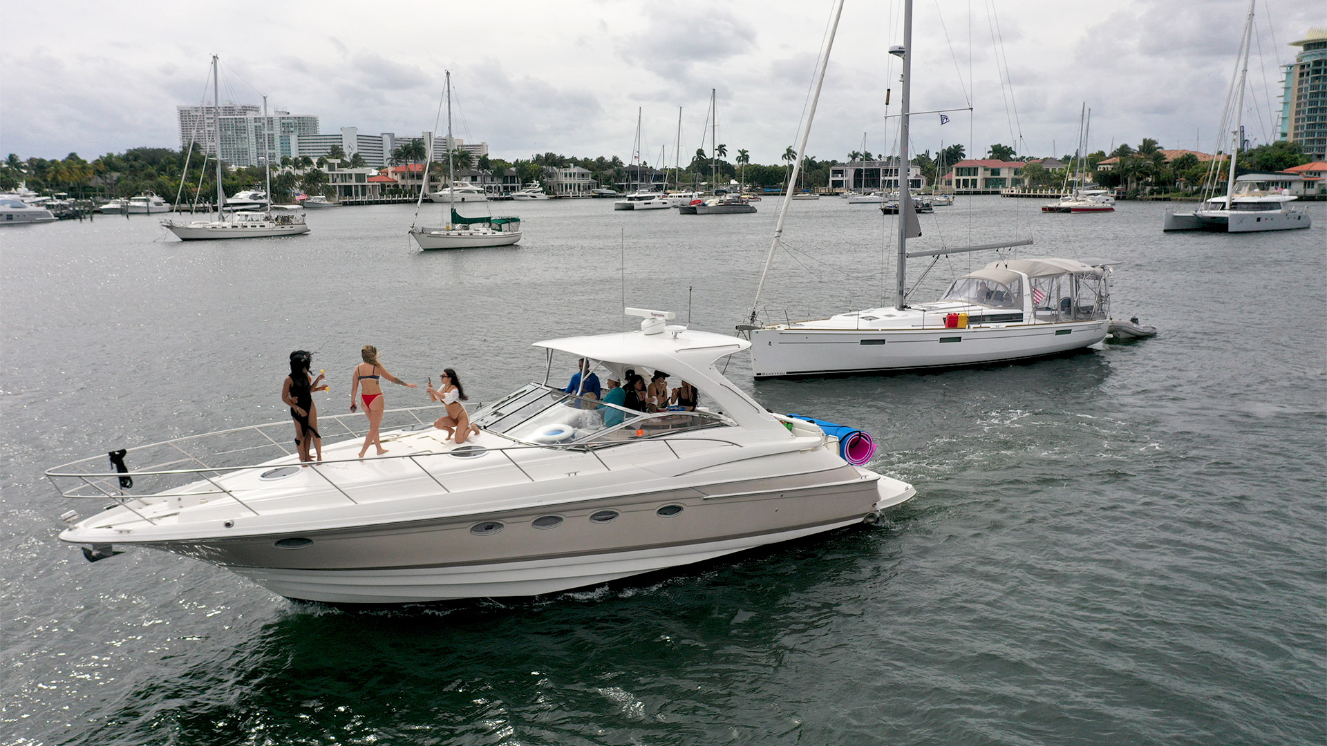 Lauderdale Yacht Charters Gallery Page Pic 17