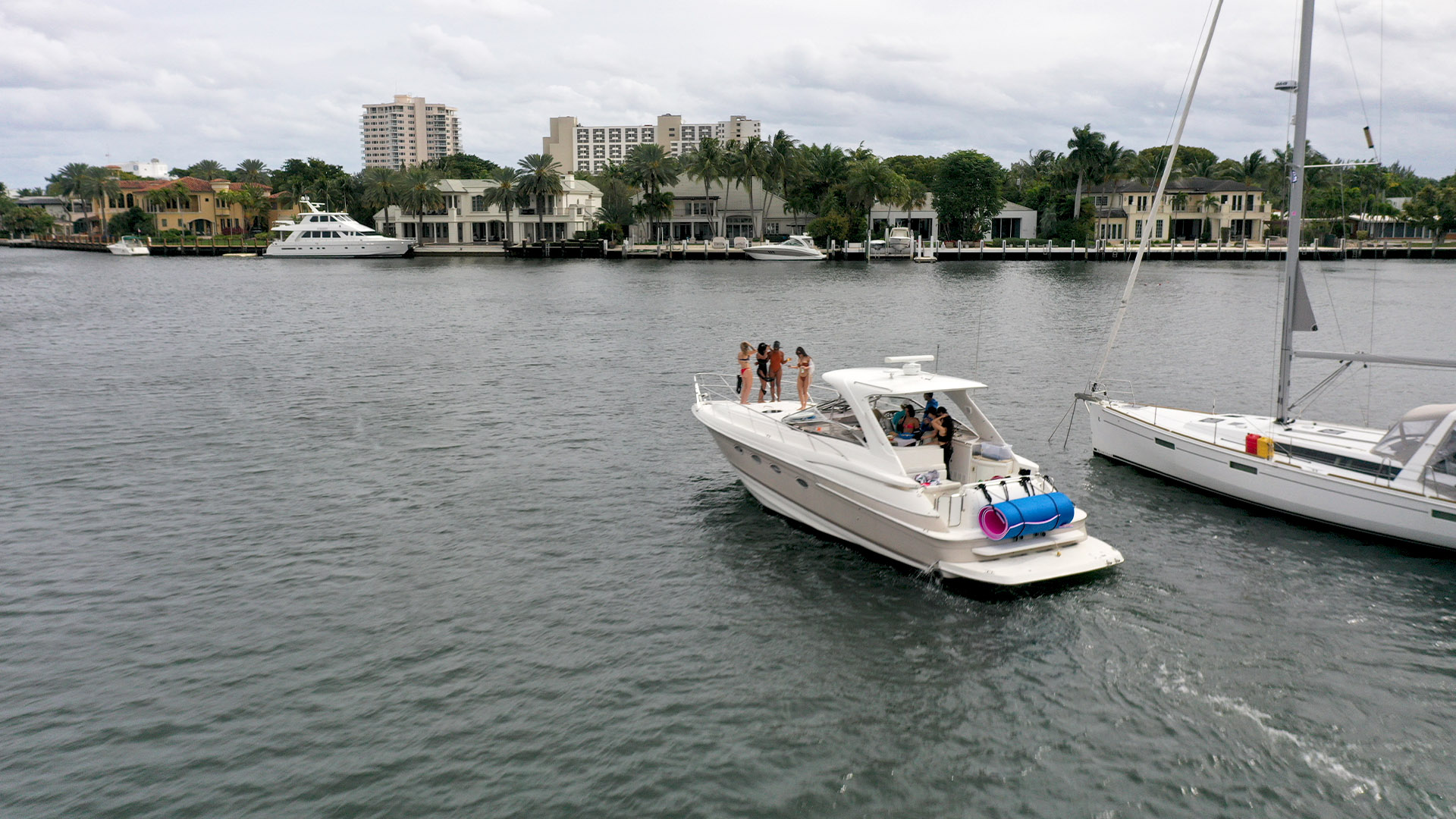 Lauderdale Yacht Charters Gallery Page Pic 18
